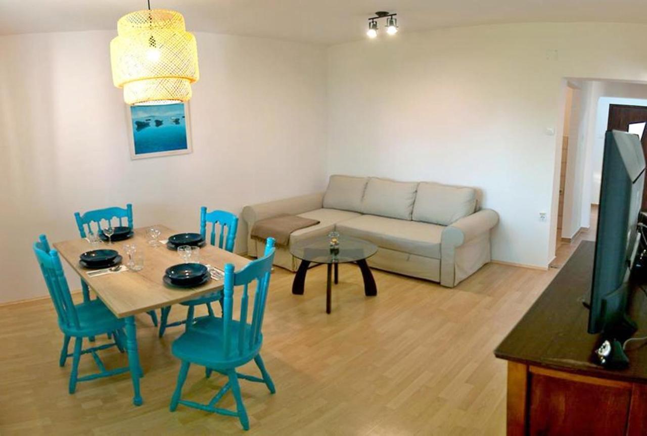 Villa Mediterranea - Apartments เมดูลิน ภายนอก รูปภาพ