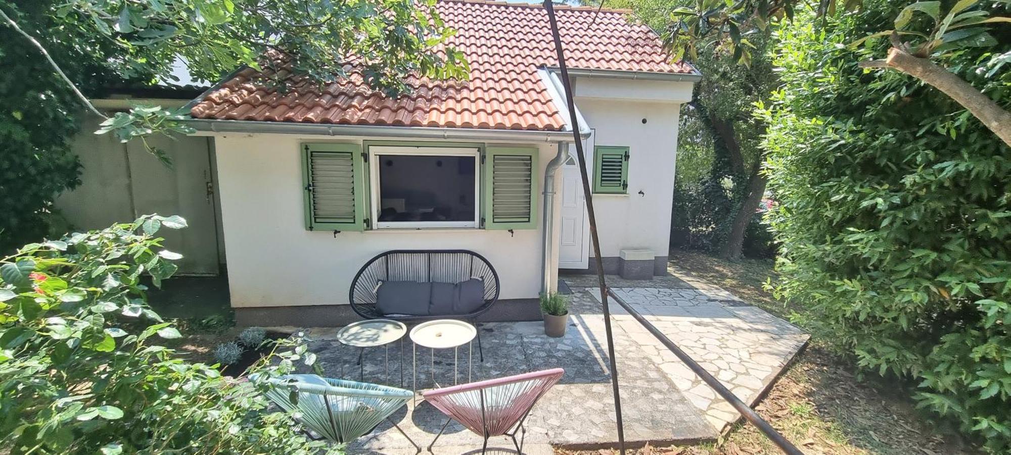 Villa Mediterranea - Apartments เมดูลิน ภายนอก รูปภาพ